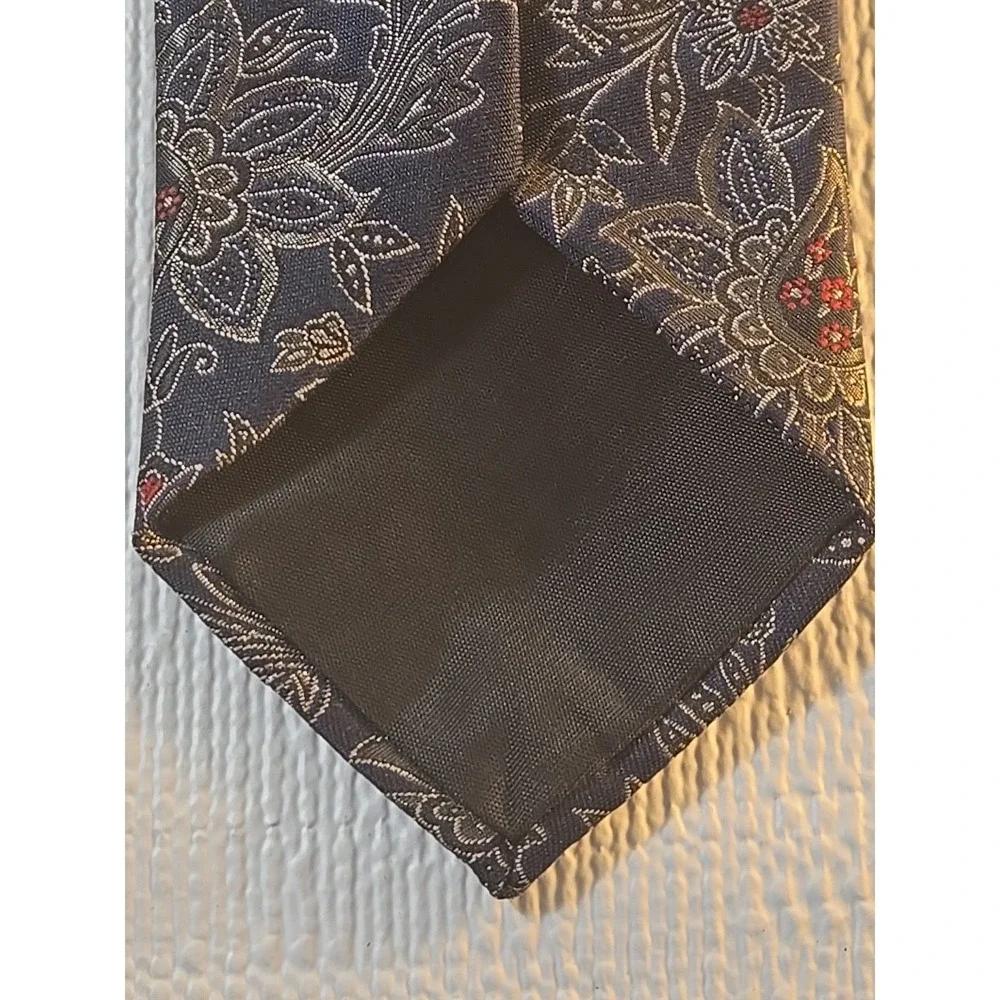 Vtg Oscar de la Renta Silk Tie Blue Gold Paisley 57